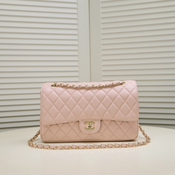 シャネルバッグ正面デザイン